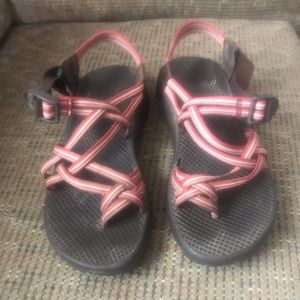 Chaco  Toe Hoop (8) Sandle